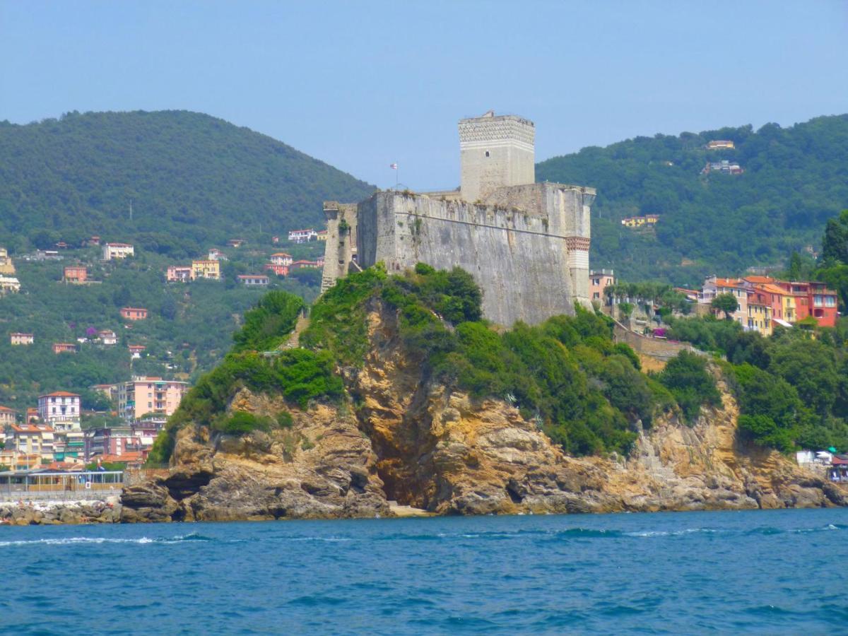 Belvilla By Oyo Villa Shakti Lerici Zimmer foto